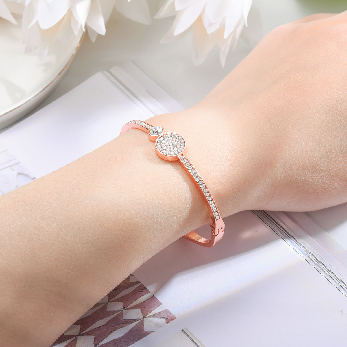 Wholesale Baby's Breath Diamond Bracelet Alloy